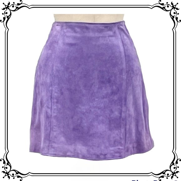 GIANNI VERSACE Vintage Lavender Suede A-Line Mini Skirt - (GUC) - Picture 1 of 7